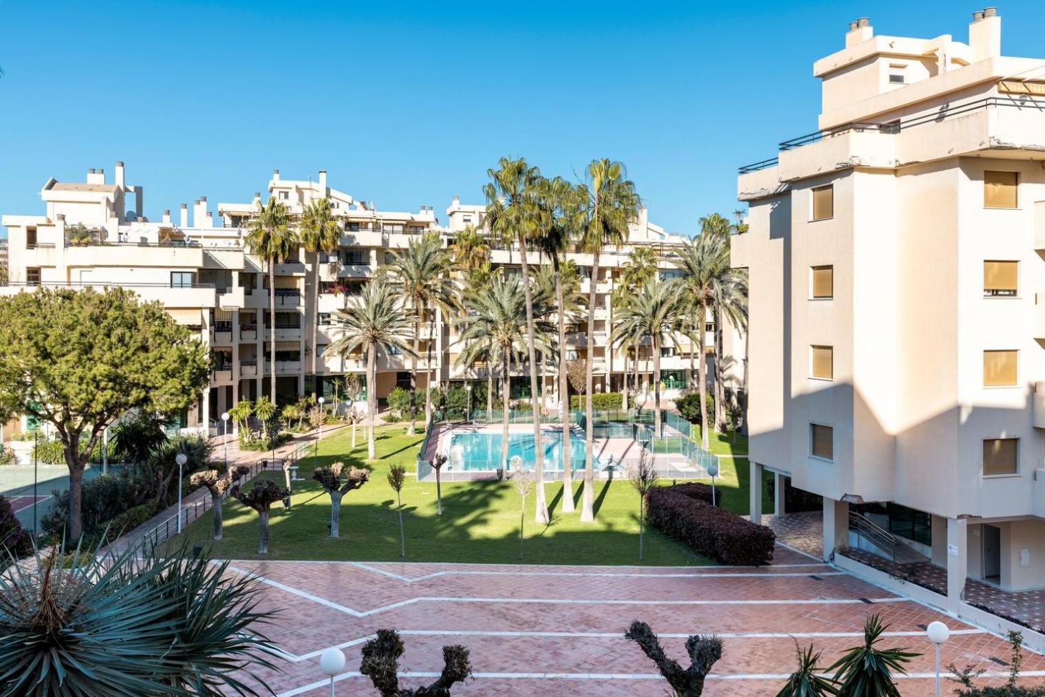 Primera Linea Del Mar - Acceso Directo Playa Carihuela Torremolinos Exterior foto